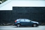 Volvo V40 T3 Momentum 2016 года (JP)